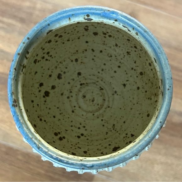 Vintage Studio Pottery Goblet Signed P86 Blue Speckled Stoneware Chalice 8” - Picture 5 of 7